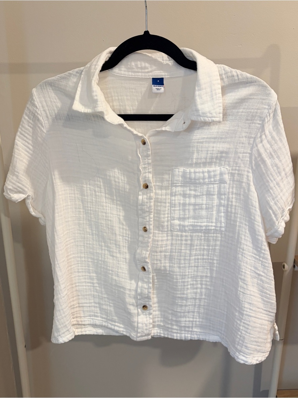 Old Navy White Gauze Cotton Button-Up Blouse